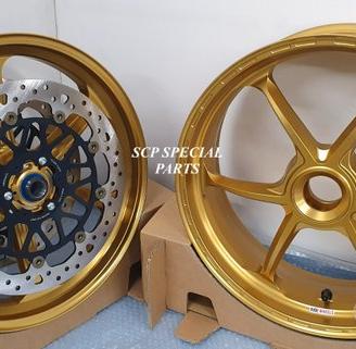 Ducati panigale cerchi forgiati pvm 3v dischi sbk