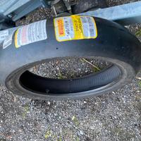Gomma slick pirelli