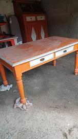 Tavolo dipinto 