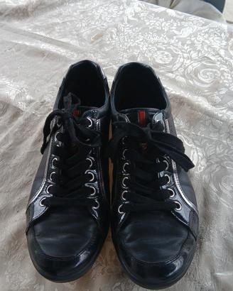 scarpe uomo Prada 