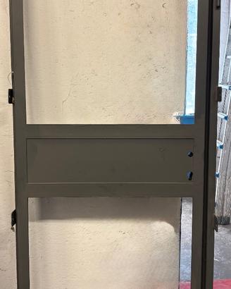 PORTA IN FERRO A VETRO COLORE MICACEO