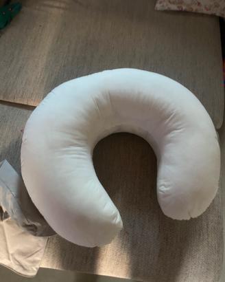 Cuscino per allattamento con federa