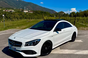 Mercedes cla200d 4MATIC Premium EDITION