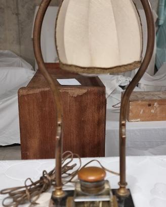 Lampada da tavolo d’epoca ottone e marmo anni 20
