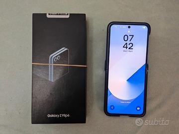 Samsung Z Flip 6 256Gb Come Nuovo + Rugged Cover