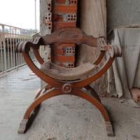 Sedia Savonarola vintage