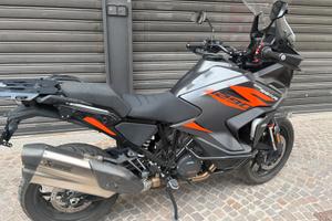 KTM 1290 SUPER ADVENTURE S TECH PACK