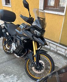 Voge Valico 900