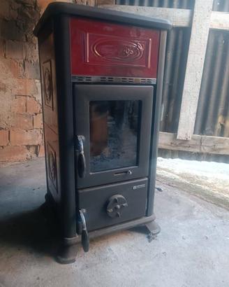 STUFA A LEGNA IN GHISA + CANNA FUMARIA