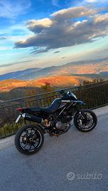 Ducati Hypermotard 796 A2