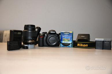 Nikon D3100 + 18-55 VR | 9.000 scatti | Accessori