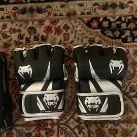 Guanti MMA Venum Challenger - Nuovi