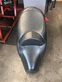 Sella Yamaha Xcity 125