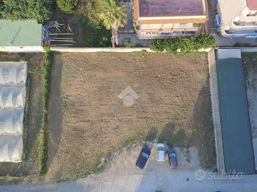 TER. AGRICOLO A GIUGLIANO IN CAMPANIA