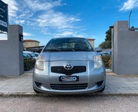 Toyota Yaris 1.0 5 porte Sol