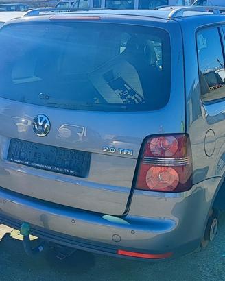 Volkswagen Touran 2.0 TDI