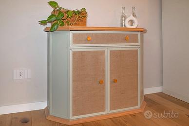 Credenza