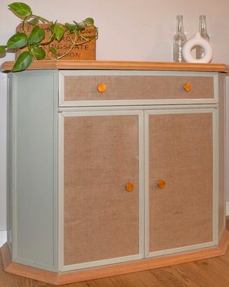 Credenza