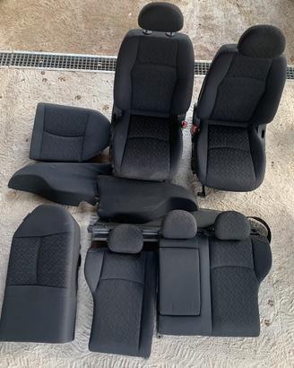 Ricambi mercedes C270