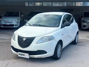 Lancia Ypsilon 1.3 MJT 16V 95 CV 5 porte