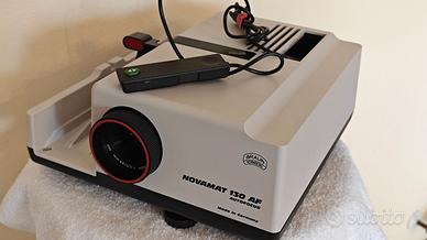 Proiettore dispositive NOVAMAT 130 AF