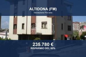 Immobile in asta di 745 m² a Altidona