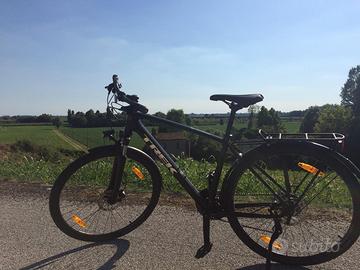 Trek Dual Sport 1 Equipped