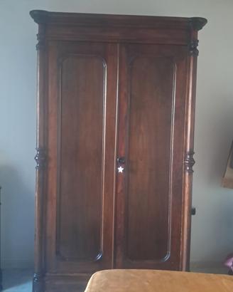 Armadio in ciliegio fine '800