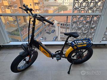 Fat bike elettrica Ducati Scambler 48V