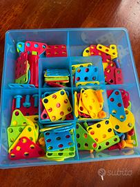 Set costruzioni con viti e bulloni