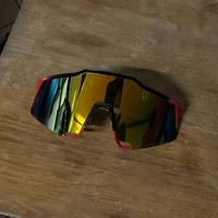 Occhiali da solo specchiati