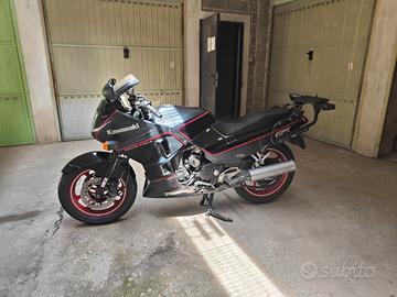 Kawasaki GPX 750 - 1987