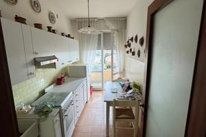 Appartamento luminoso con ampi spazi interni