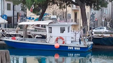 imbarcazione per pesca costiera.