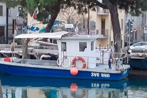 imbarcazione per pesca costiera.