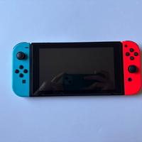 Nintendo switch 2017  + joycon extra + custodia