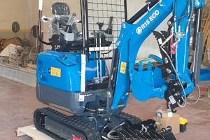 Miniescavatore Nuovo 15 Quintali Top con Accessori