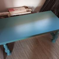 Tavolino azzurro 