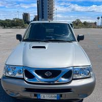 Nissan terrano 2 3.0