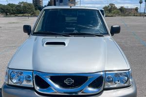 Nissan terrano 2 3.0