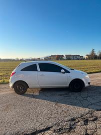 Opel Corsa 1.2 benzina 2009