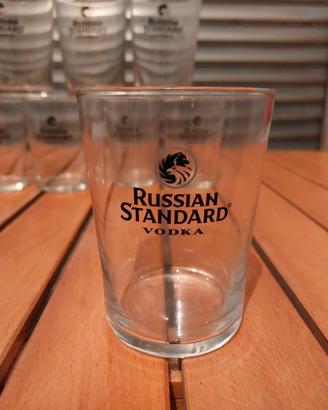 Bicchieri cocktail vodka Russian Standard
