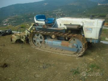 Trattore cingolato