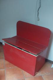 Cassapanca artigianale