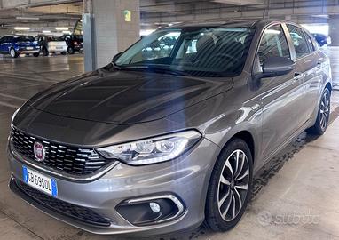 Fiat Tipo 1.4 5 porte Lounge 11.544 km!