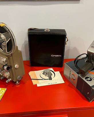 Proiettore e cinepresa Crown (8m/m)