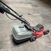 Tagliaerba elettrico come nuovo