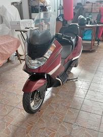 Aprilia Atlantic 500