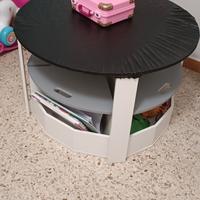 tavolino con sgabelli 