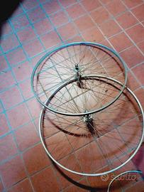 Cerchi Nisi mozzi Campagnolo